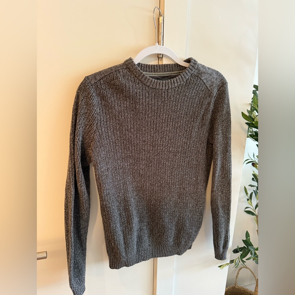 GH Bass & Co Grey Crewneck Sweater